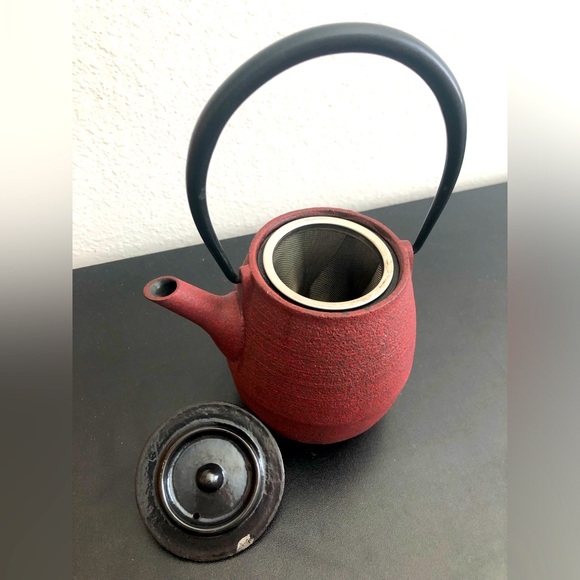 Stoneware Tea Kettle - Picture 2 of 5